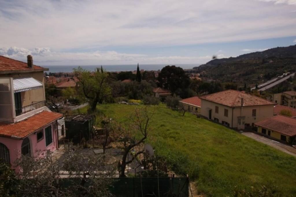 Casa Belvedere Diano Castello Dış mekan fotoğraf
