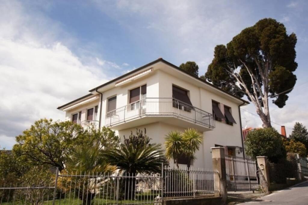 Casa Belvedere Diano Castello Dış mekan fotoğraf